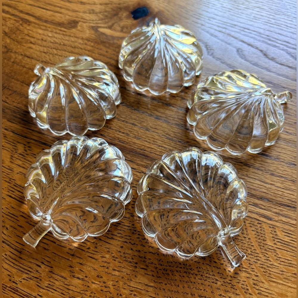 Vintage Heisey Crystolite Clear Glass Leaf Dishes - Set of 5- ~3x3 inches - Picture 8 of 10